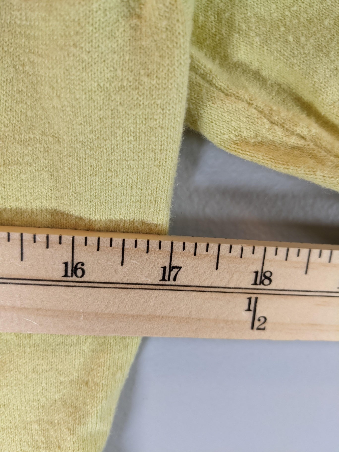 Van Heusen Studio Pear Cardigan - Medium