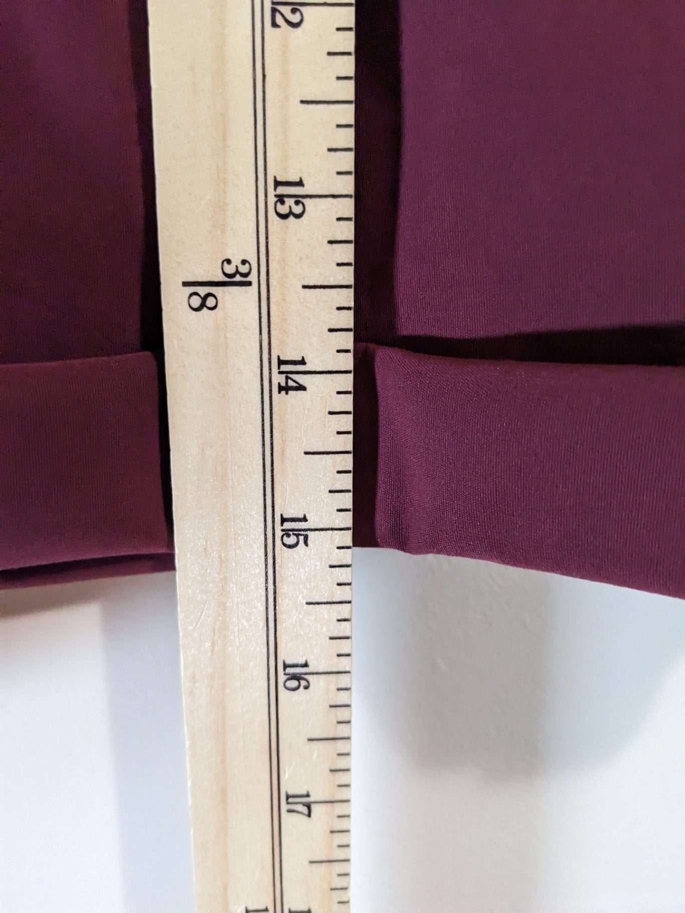 Eddie Bauer Burgundy Shorts - Sz 8