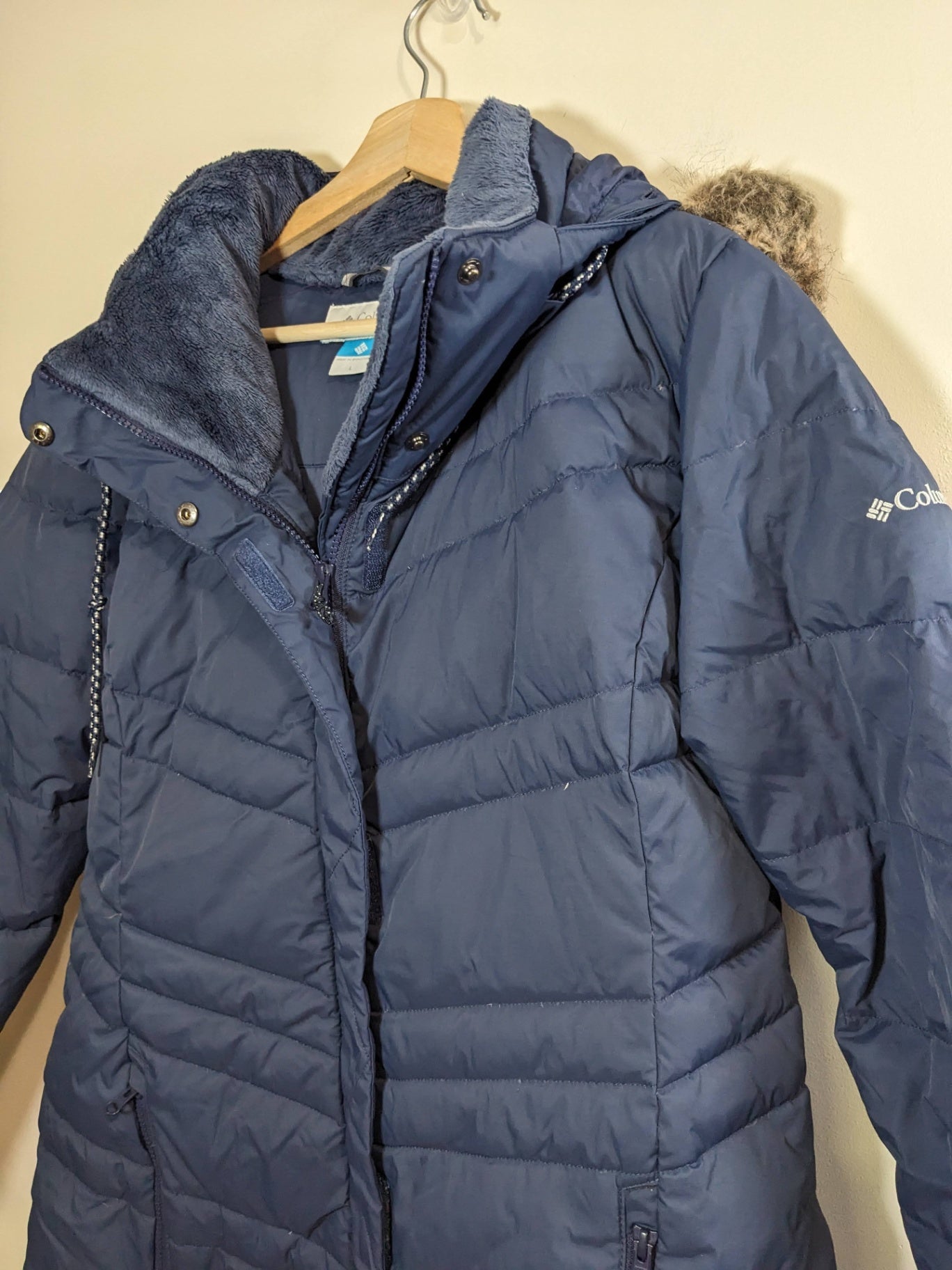 Columbia Puffer Long Jacket - Large