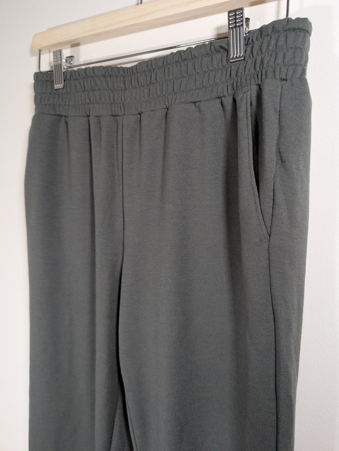 RW&Co. Joggers - Small