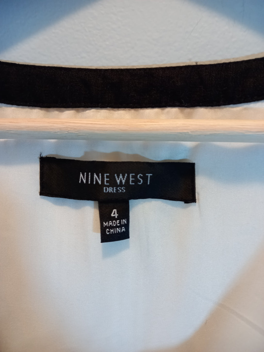 Nine West Sleeveless Dress Sz 4