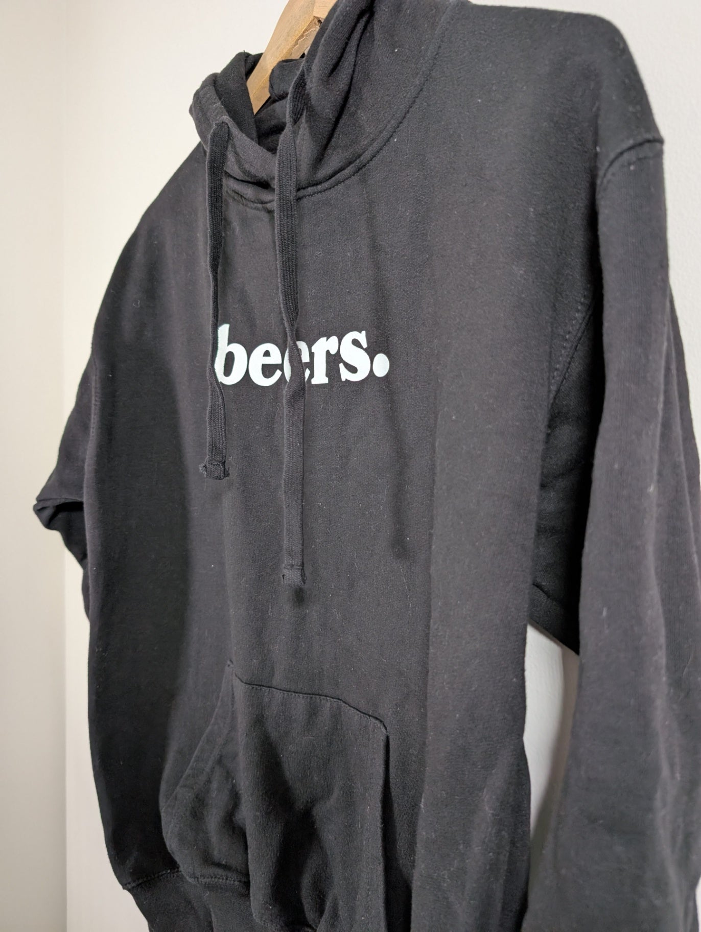 beers. hoodie - Medium