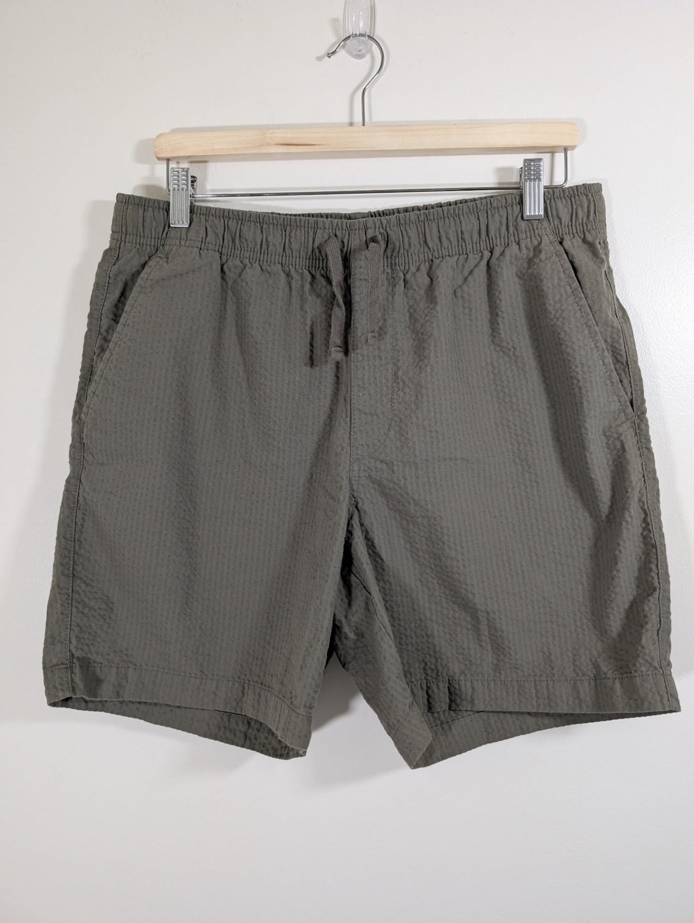 Old Navy Jogger Shorts - Medium