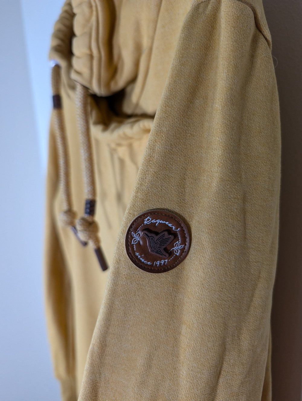 Ragwear yellow pullover-  XL