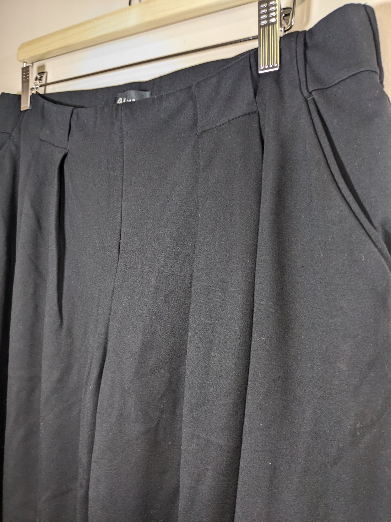 Reitmans Modern Stretch Pants - Large