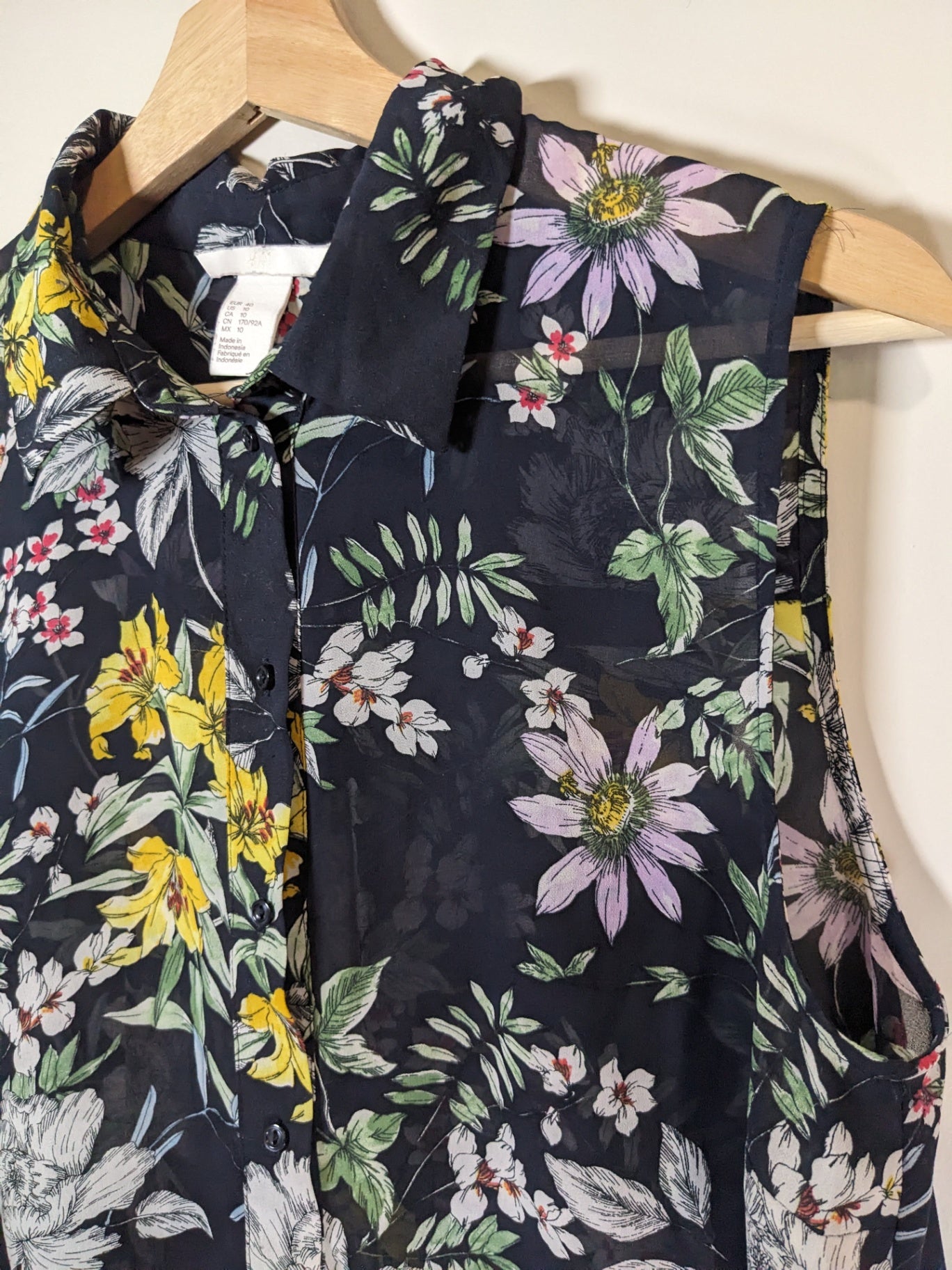 H&M Navy Floral Blouse - Sz 10