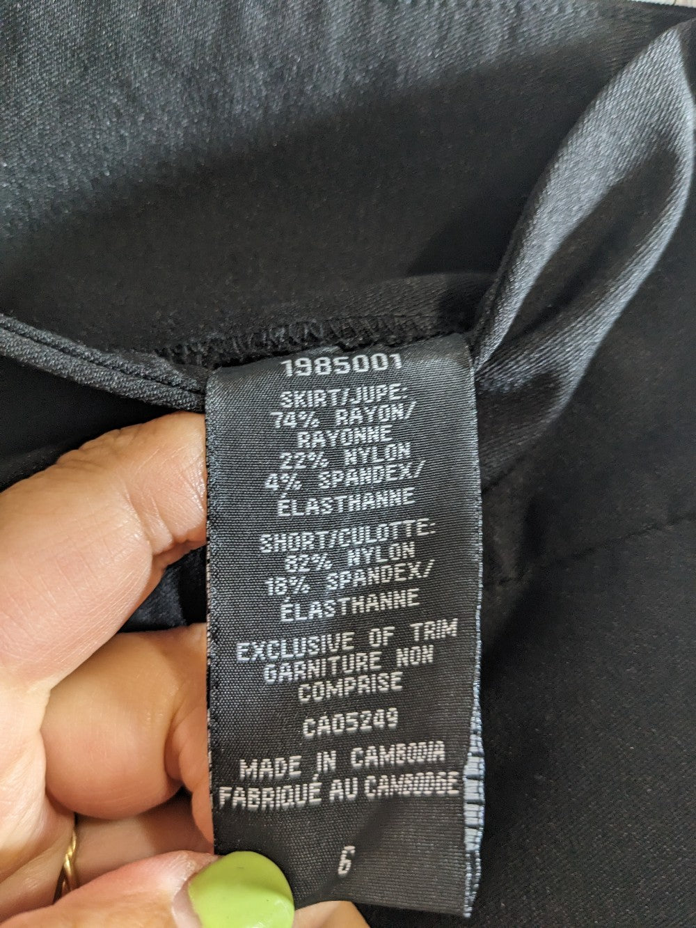 S.C. & Co Black Skort - Sz 6