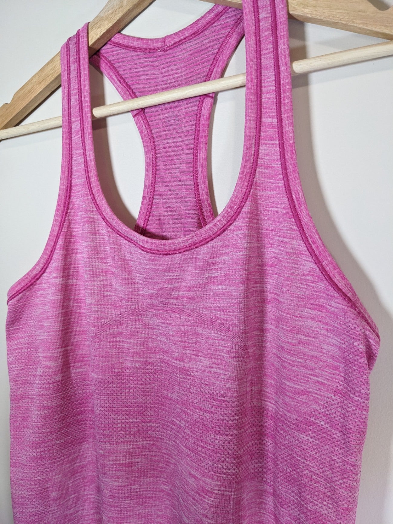 Lululemon Swiftly Pink Tank - Sz 6