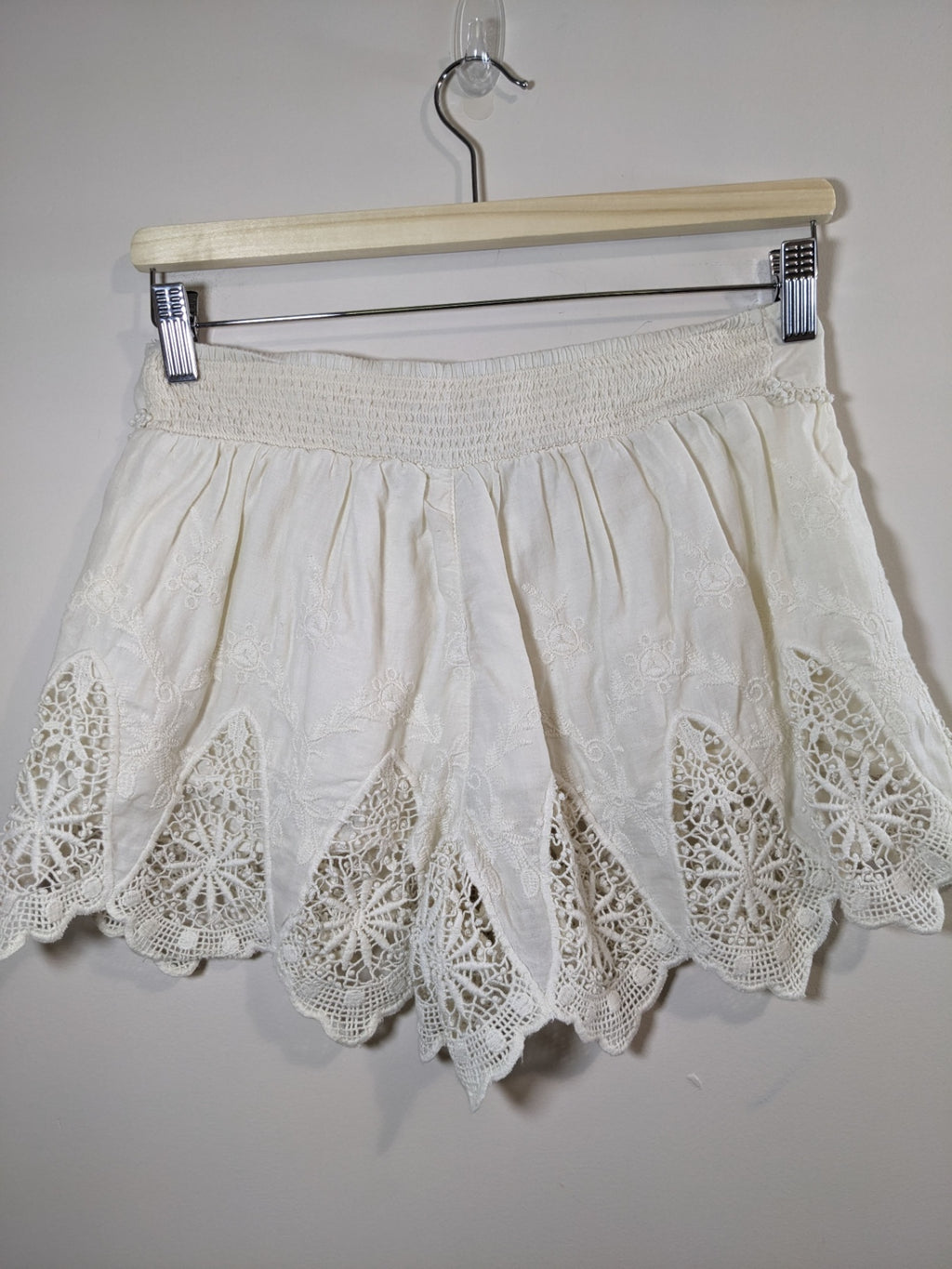 American Eagle Outfitter Crochet Shorts - Small