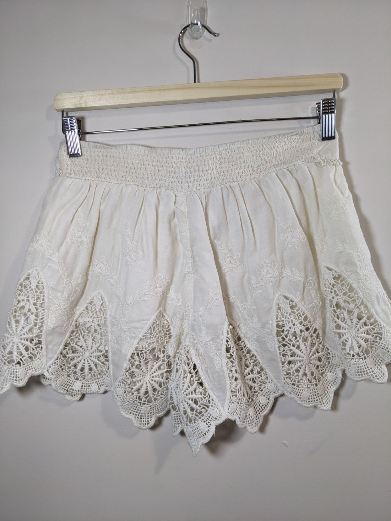 American Eagle Outfitter Crochet Shorts - Small