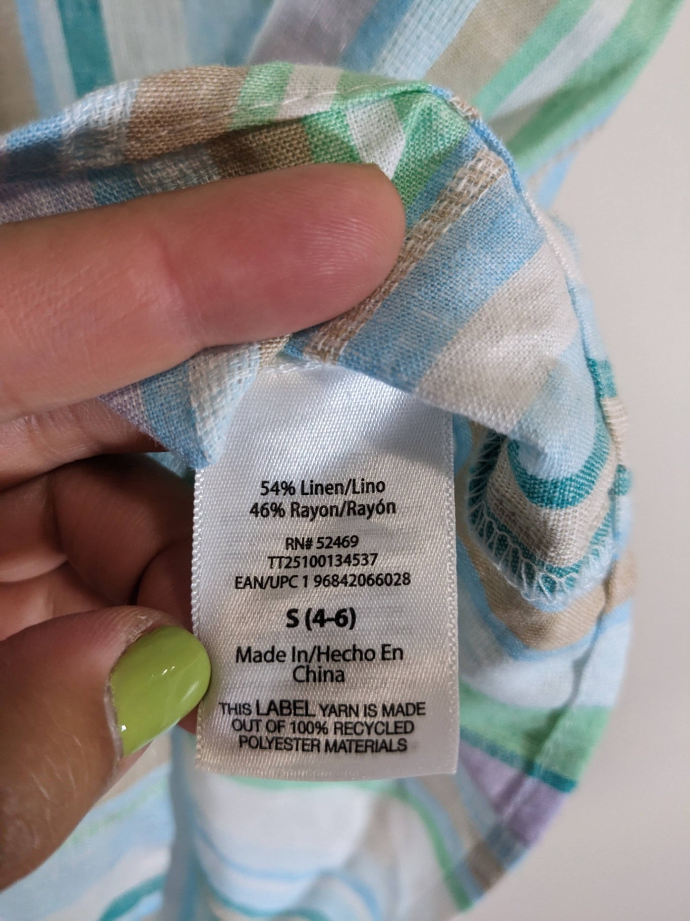 Time & Tru Linen Blouse - Small