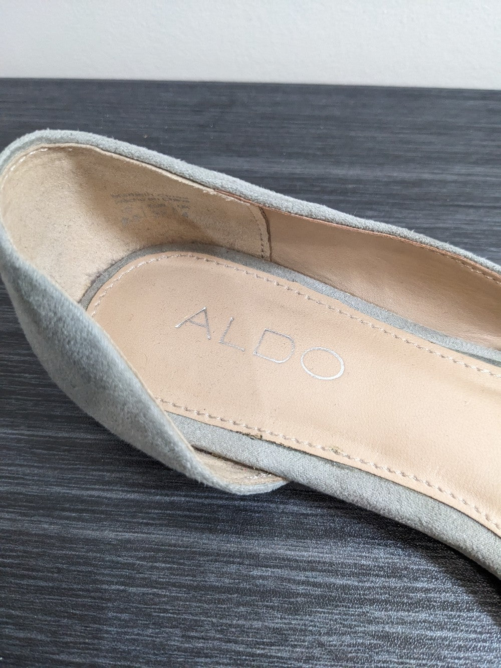 Aldo Grey Flats - Sz 6.5