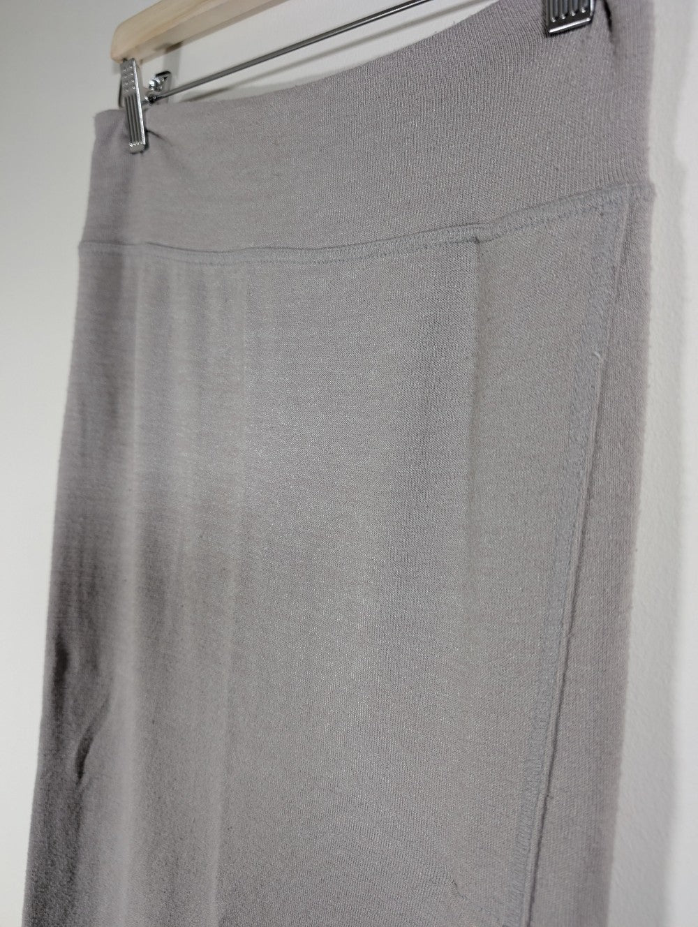 Wilfred Free tan skirt - Small (Minor Flaw)