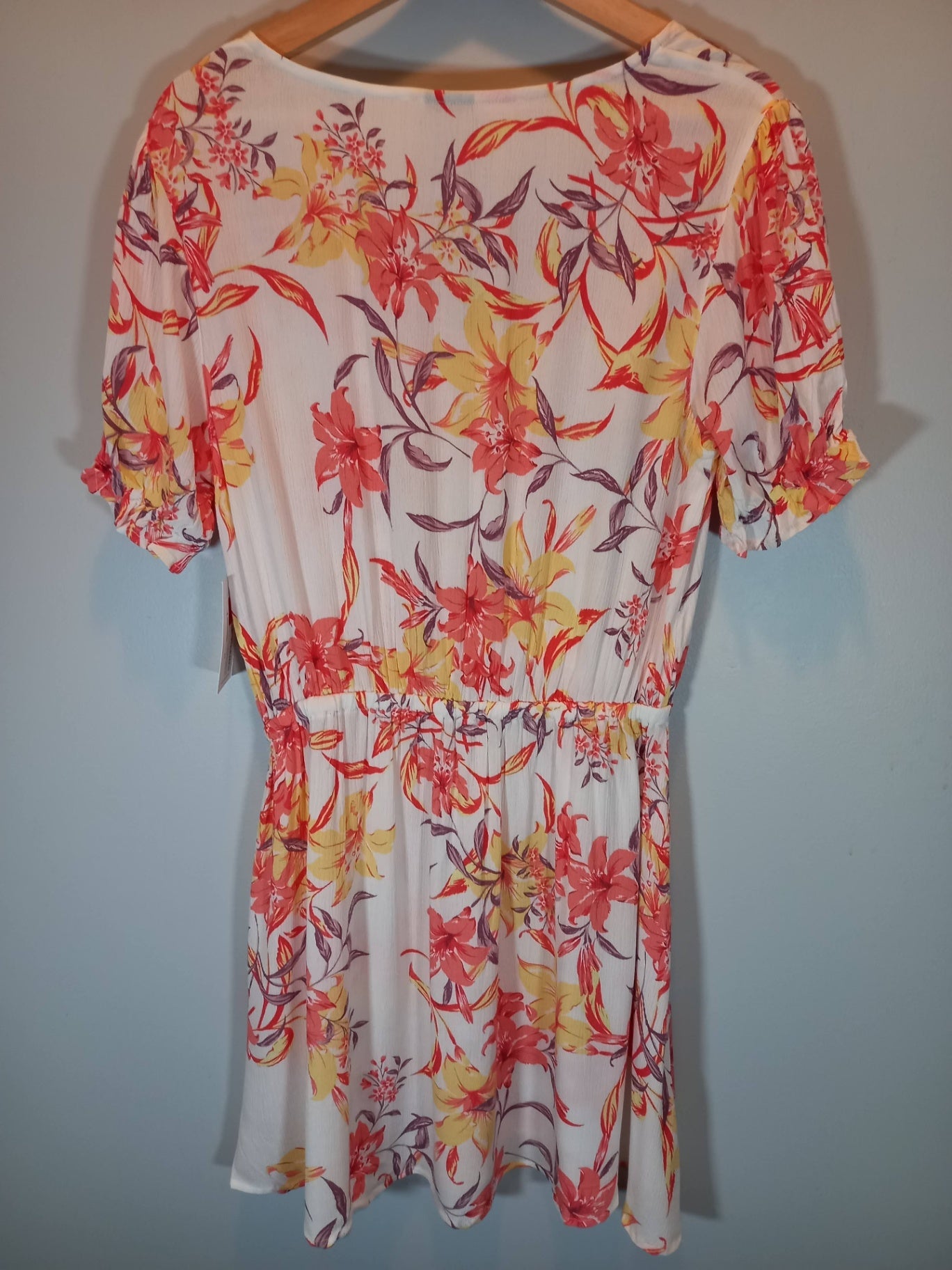 NWT Hurley Floral Dress Sz M