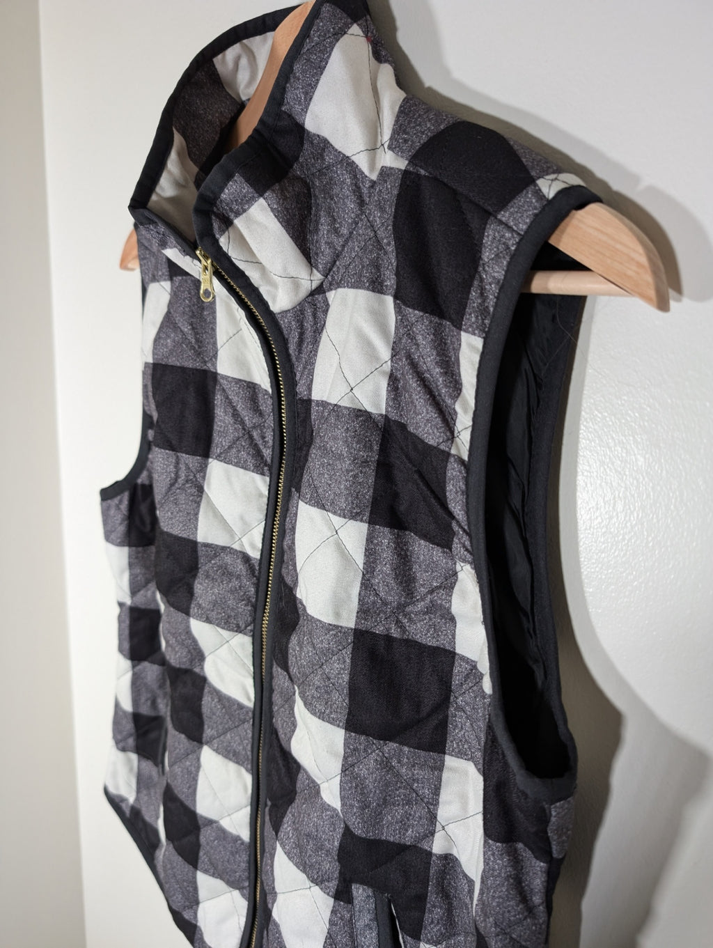 Old Navy Plaid Vest - Medium