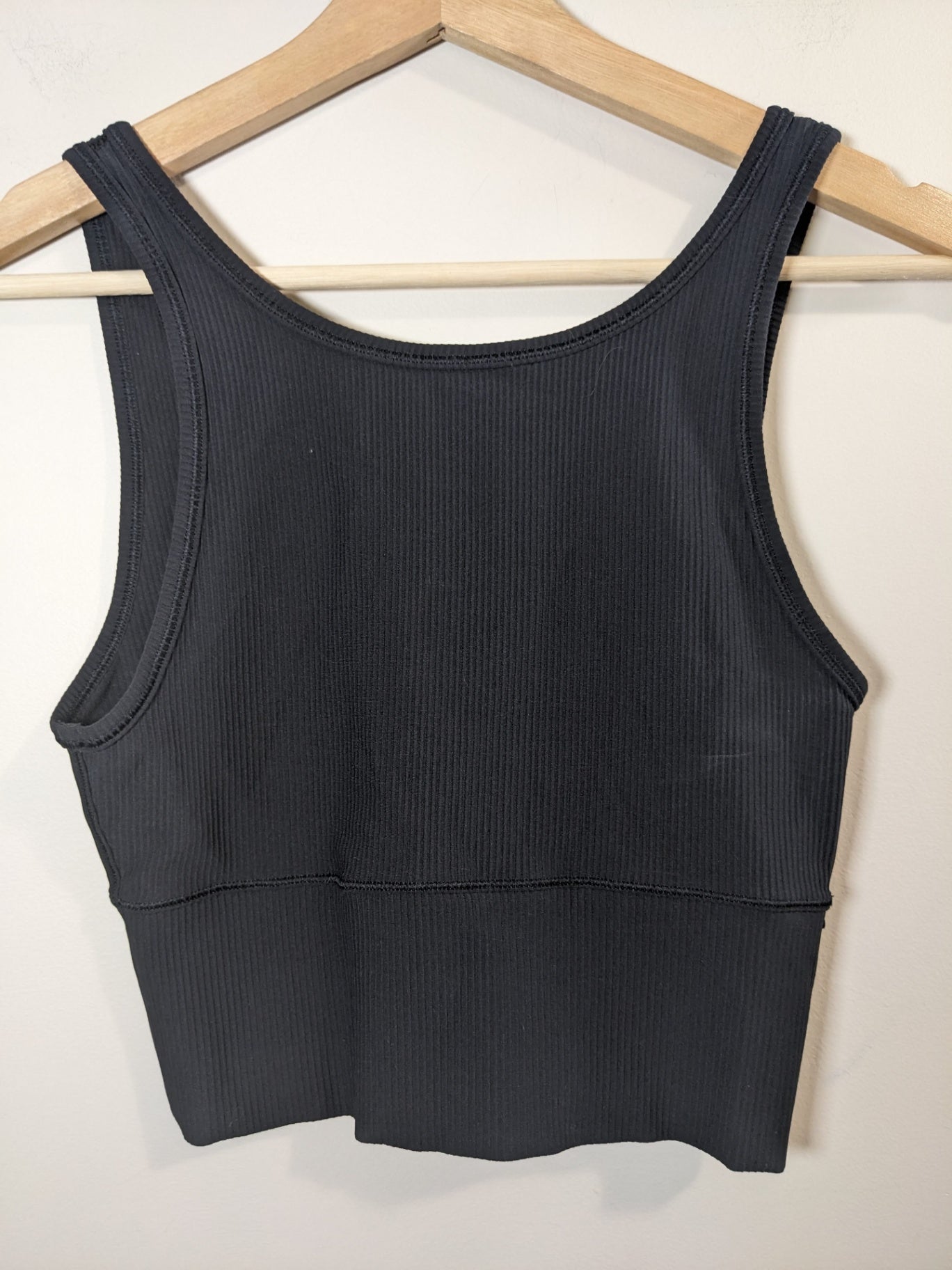 Lululemon Black Crop Tank - appears sz 4