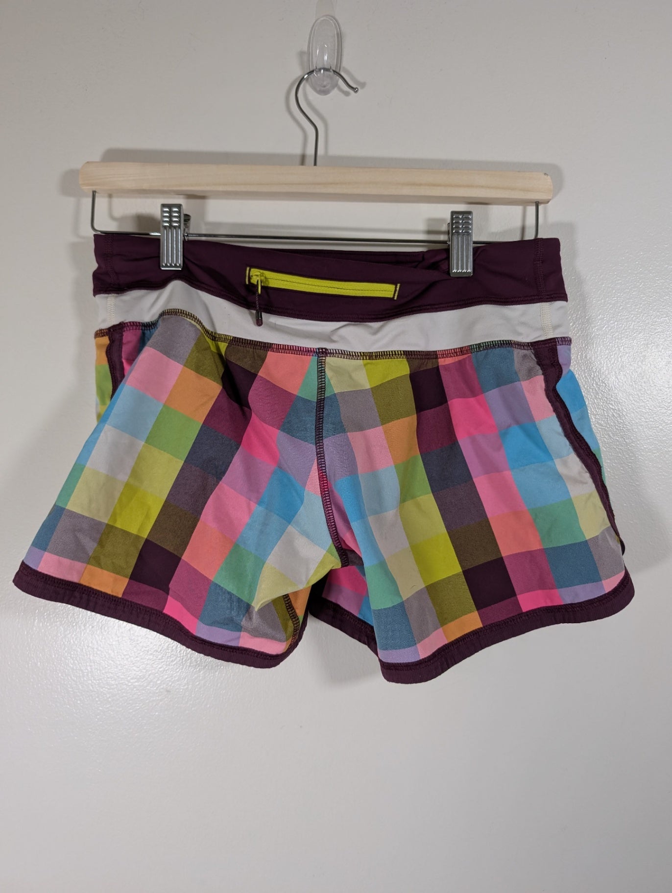 Lululemon plaid shorts - SZ 6