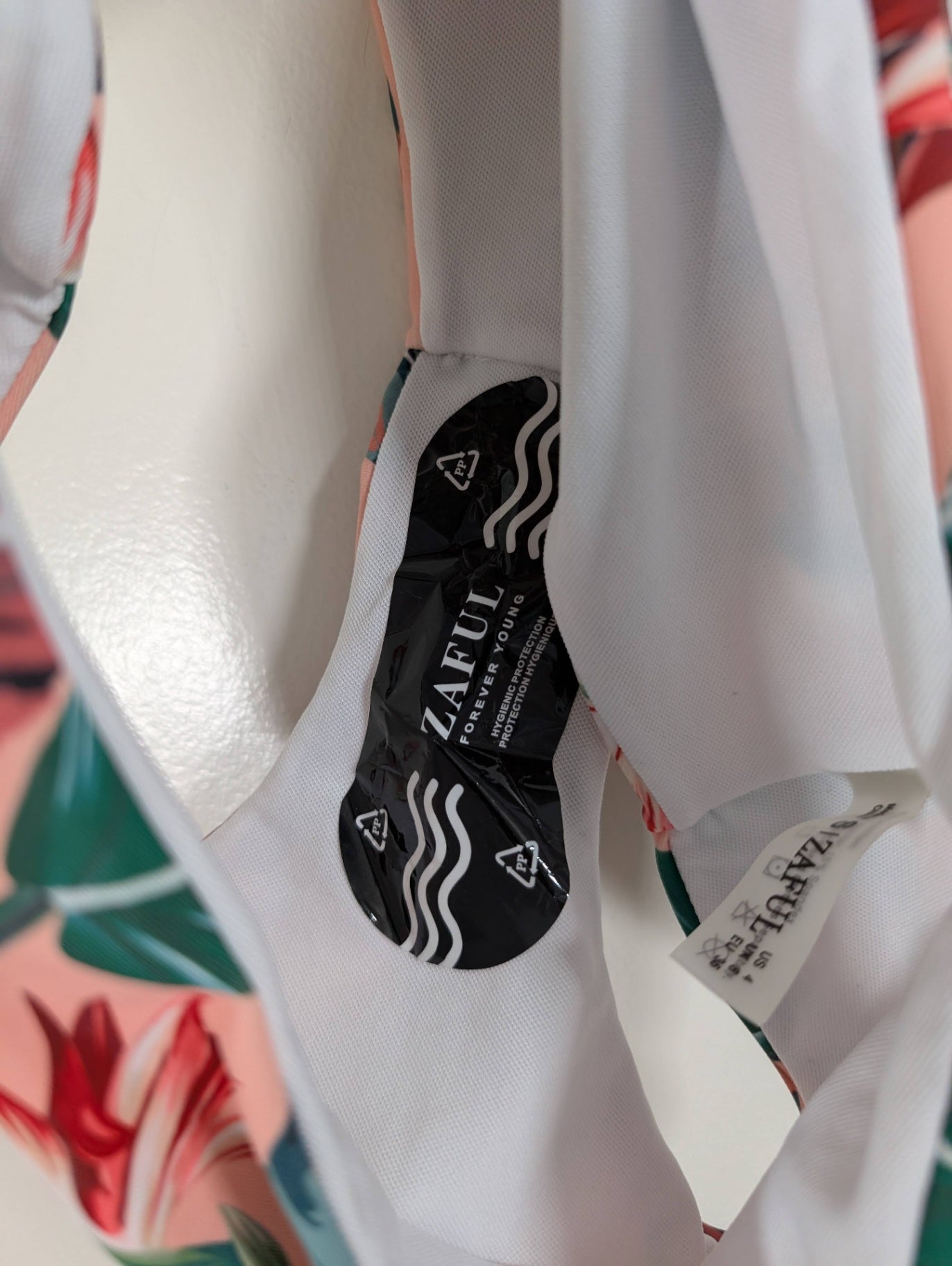 NWT Zaful Bikini Bottoms - SZ 4