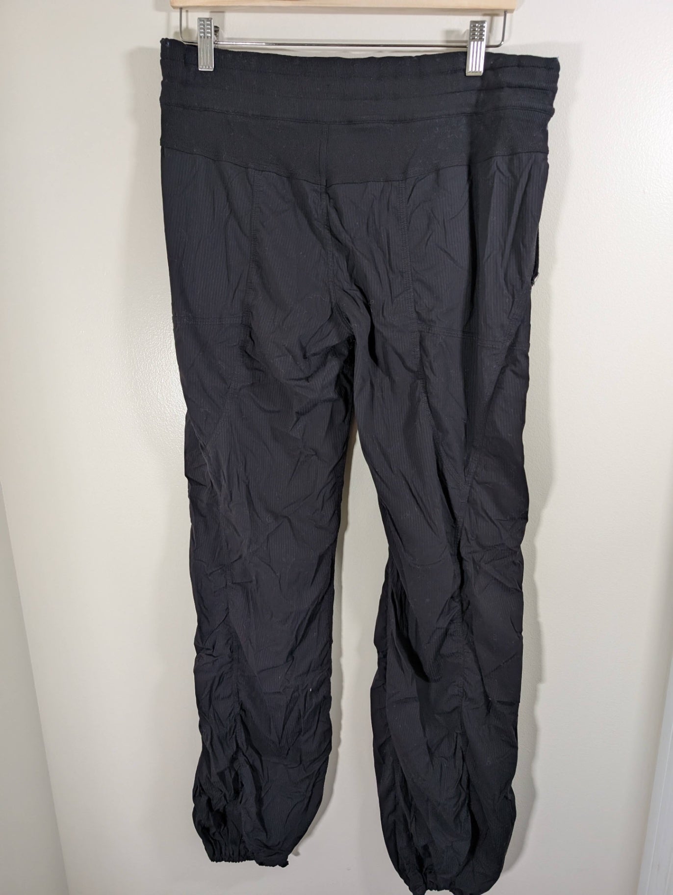 Lululemon dance studio pants - SZ 10