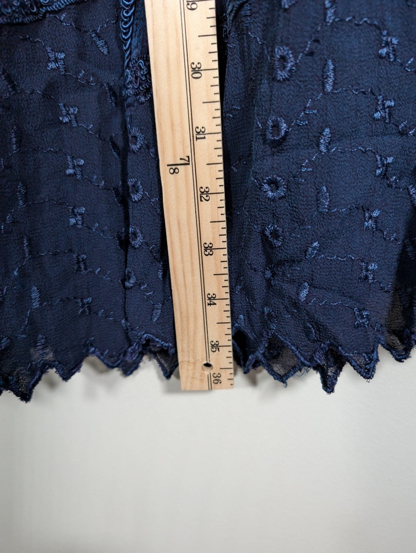Model France Embroidered Skirt - XL