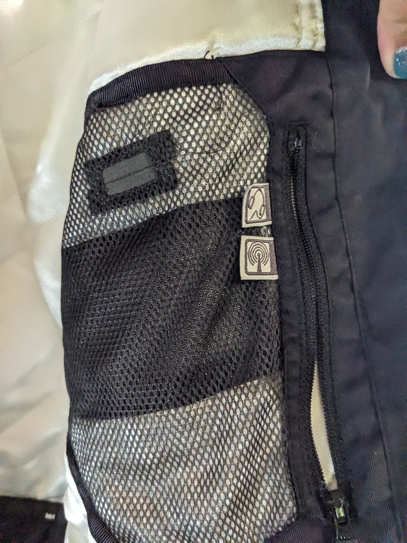 Helly Hansen Winter Jacket - Small