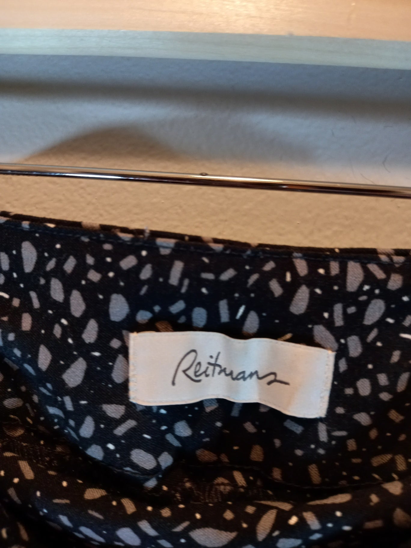 Reitmans Black & Grey Speckled Pants Sz 2 Petite