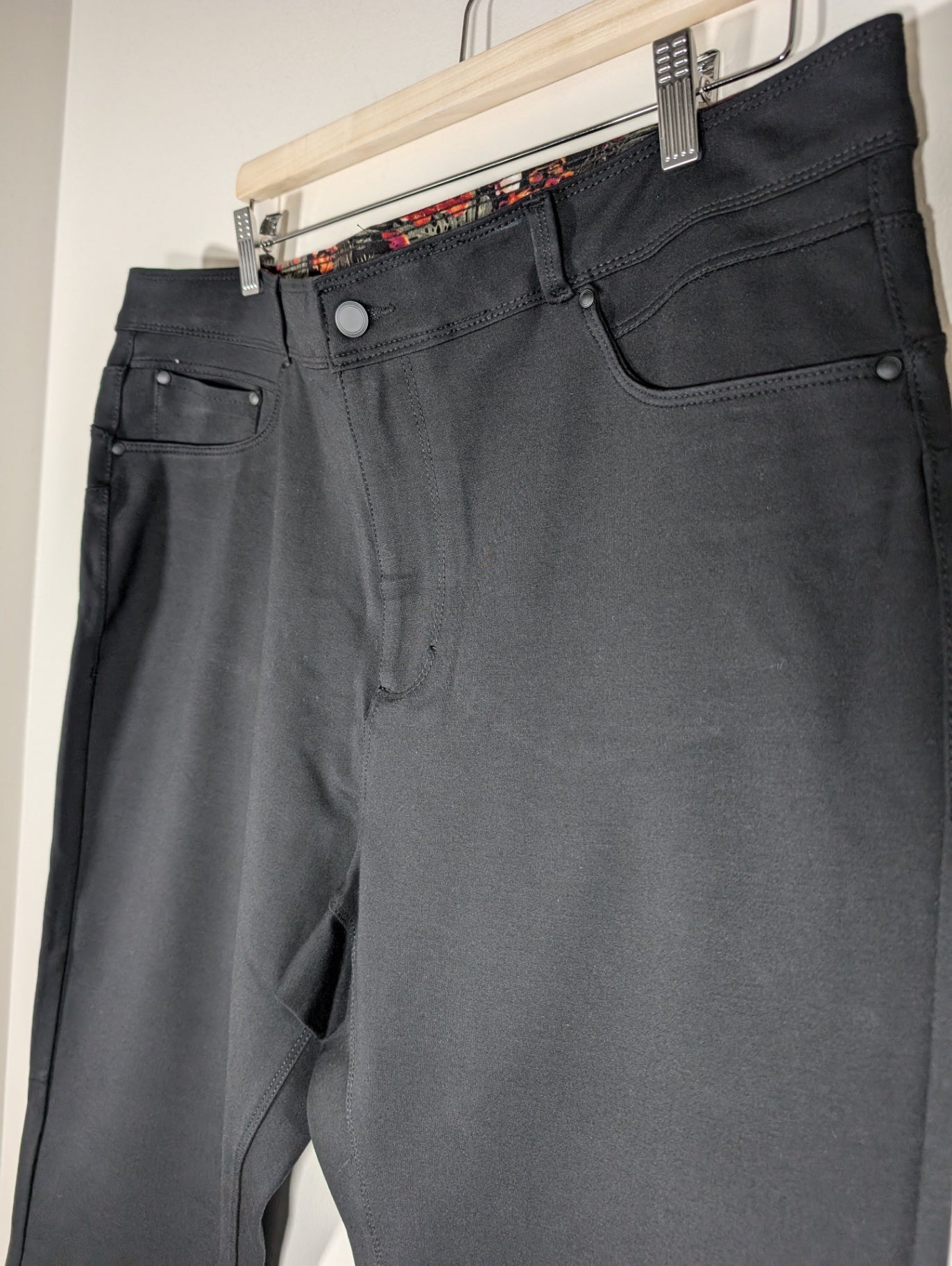 Suko Jeans Black pants - SZ 20