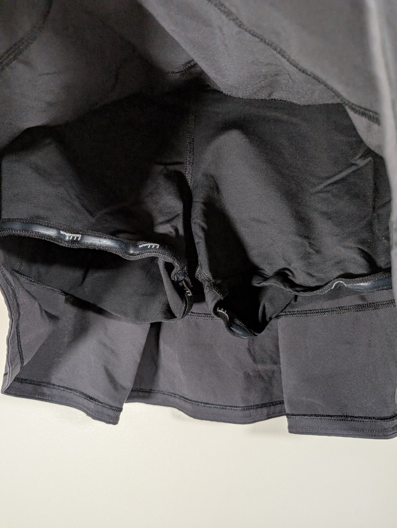 Lululemon black pace rival skirt - SZ 6