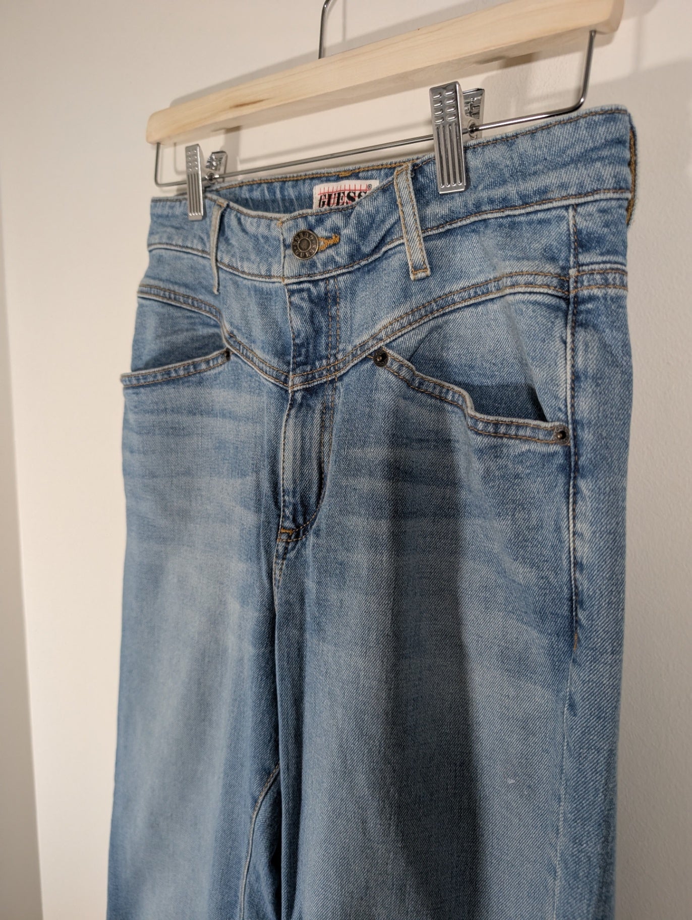 Guess high rise straight jeans - SZ 29