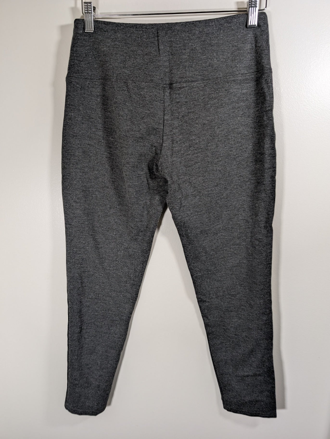 Alexander Jordan Tummy Control Legging - Medium