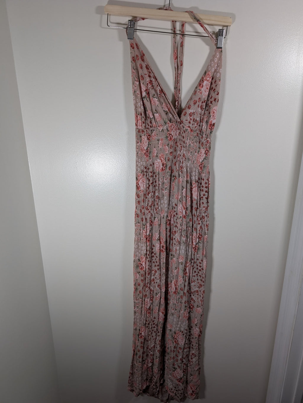 No label floral halter dress - appears medium