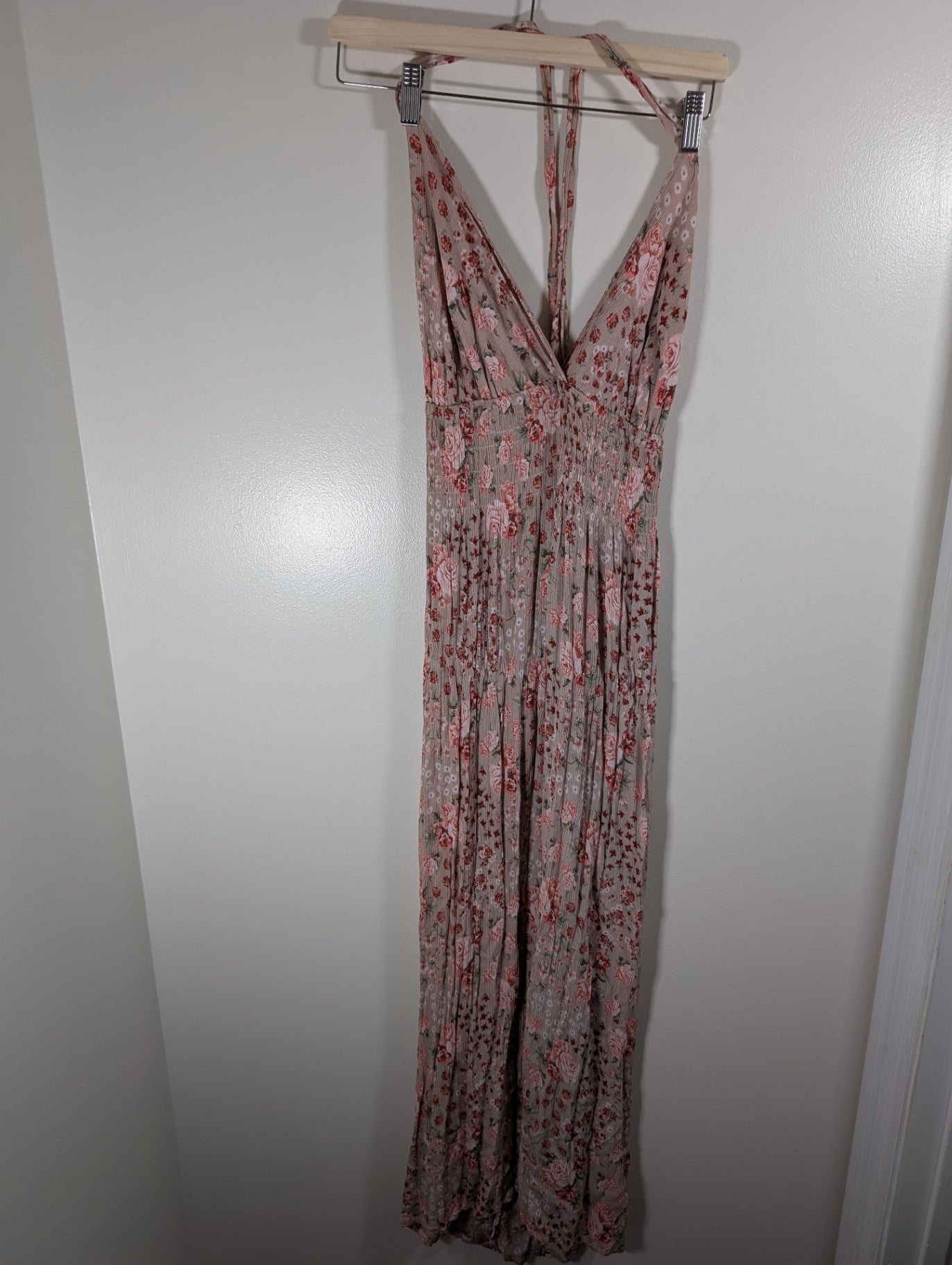 No label floral halter dress - appears medium