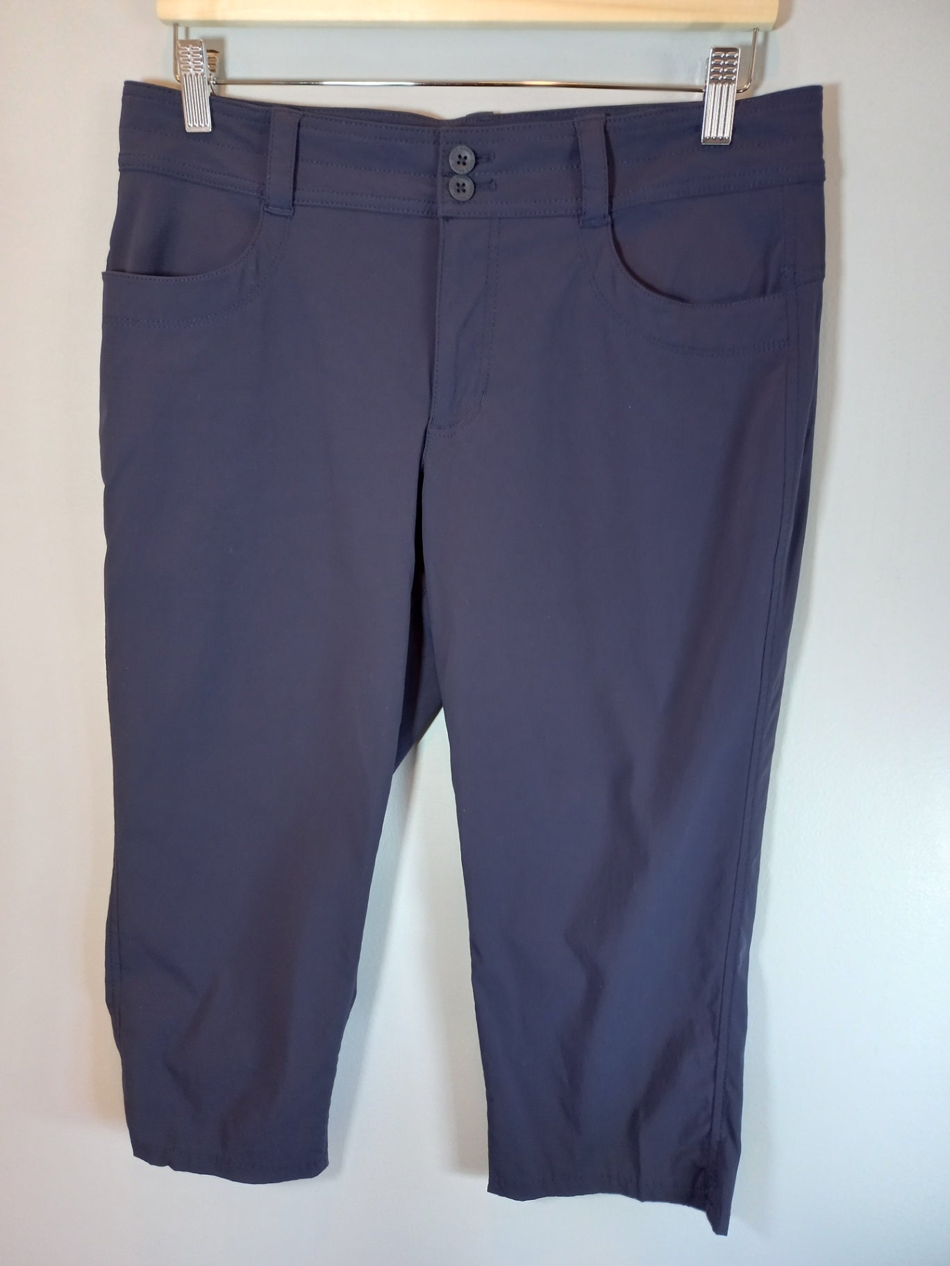 Eddie Bauer Navy Capris - Sz 10