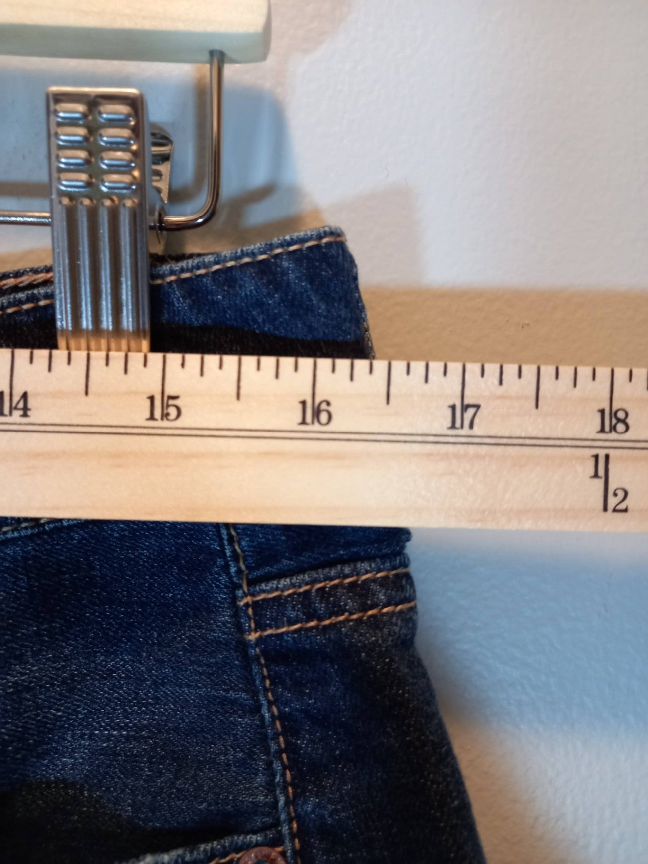 American Eagle Denim Shorts Sz 8