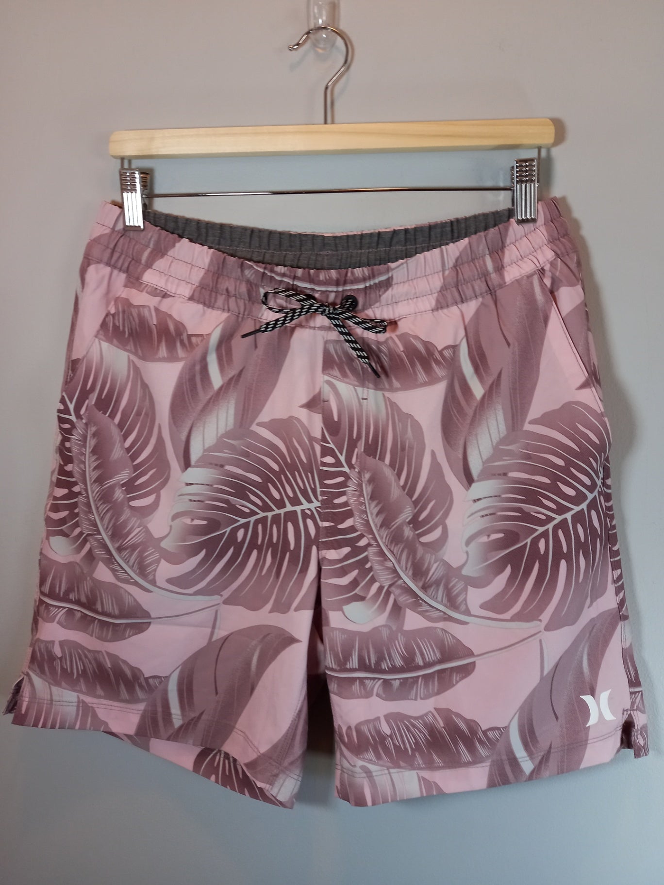 Hurley Pink Men's Swim Shorts - Medium