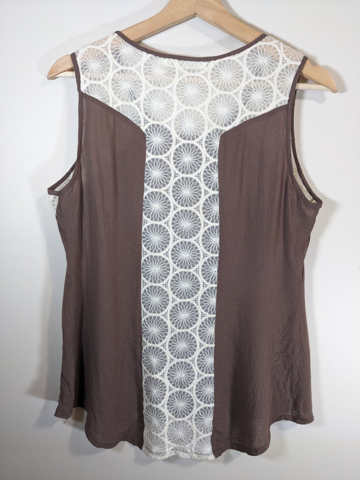 Solitaire Sleeveless Blouse - Medium