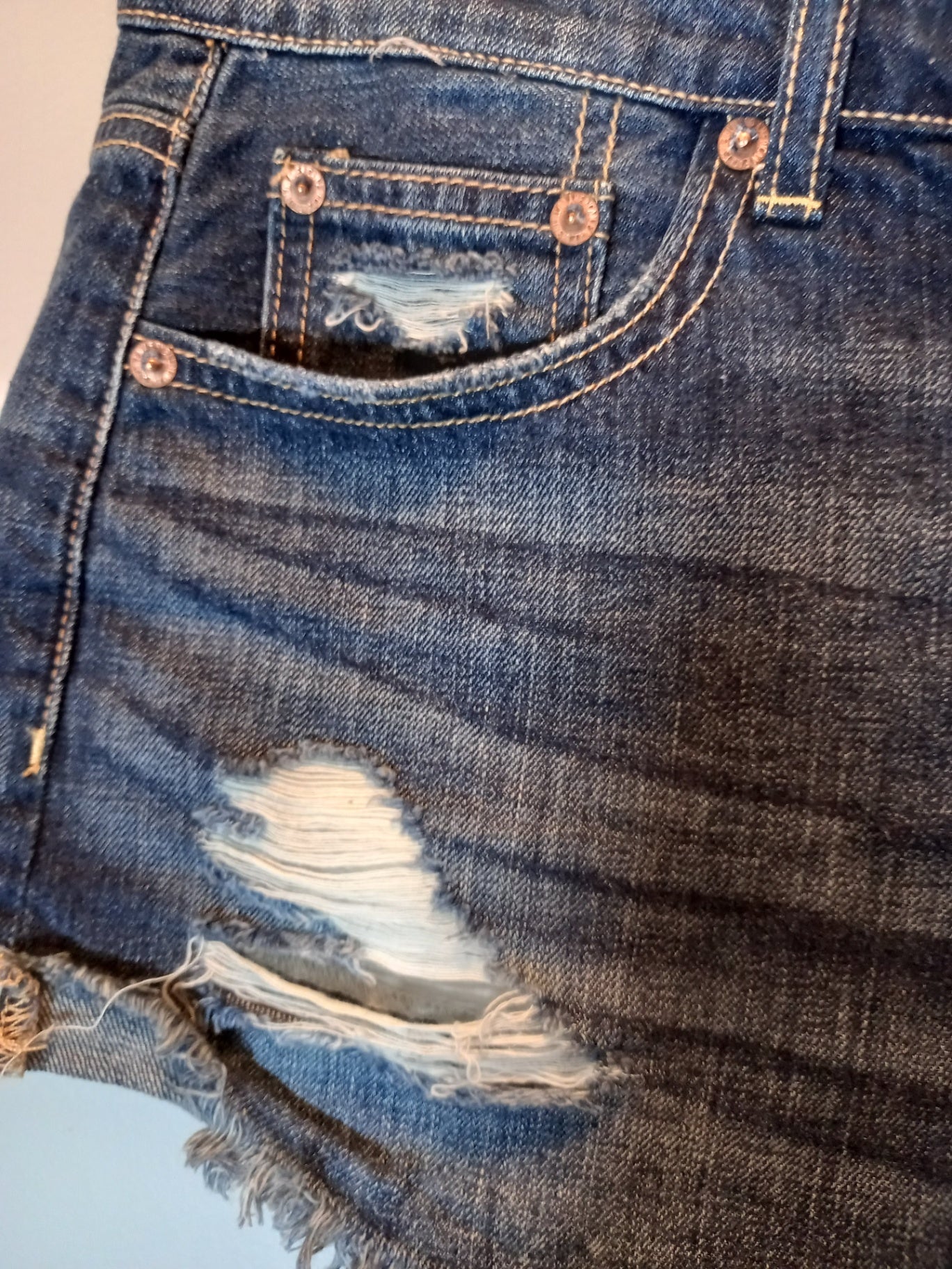 American Eagle Denim Shorts Sz 8