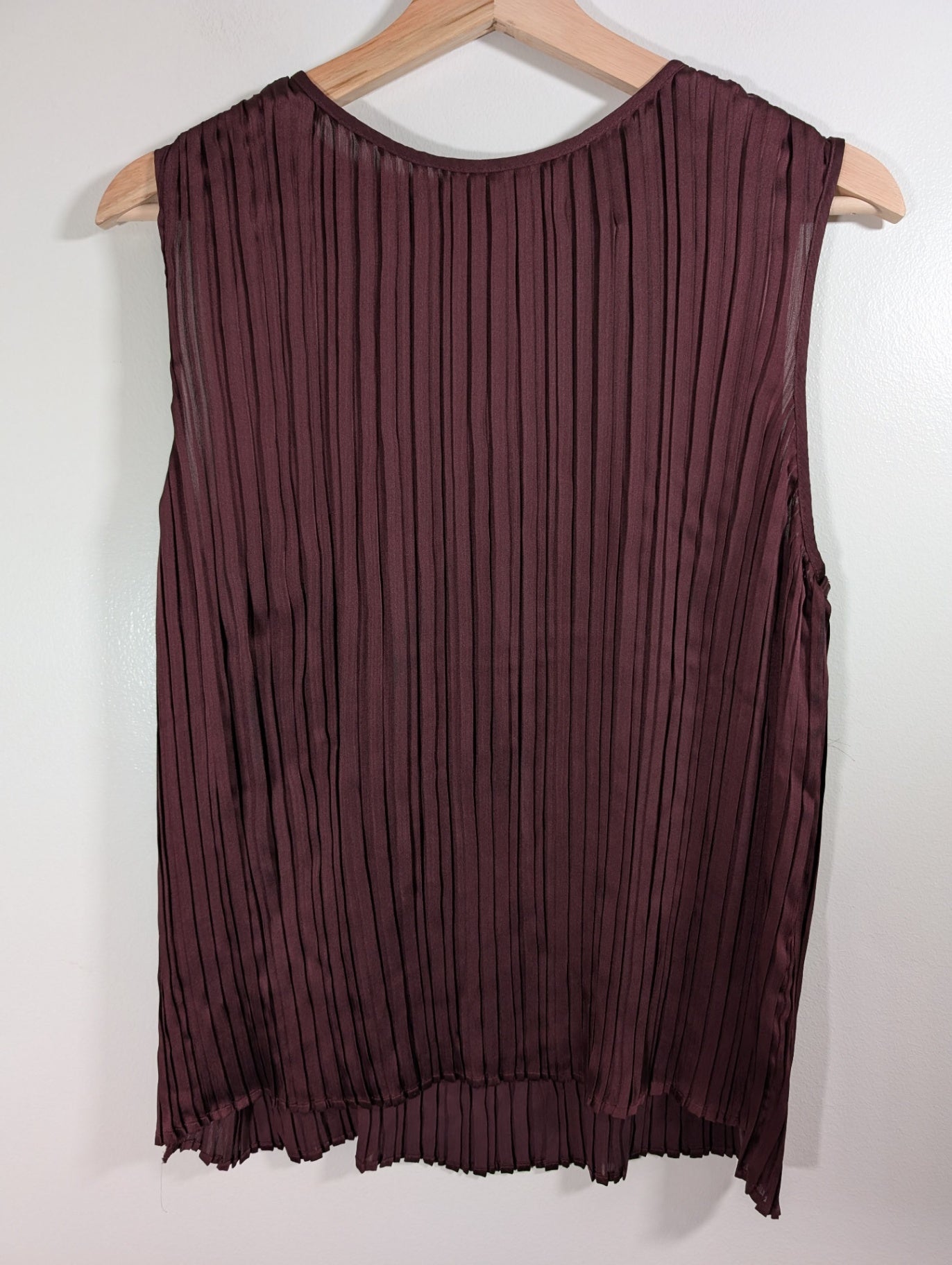 Gap Pleated Satin Blouse - Medium