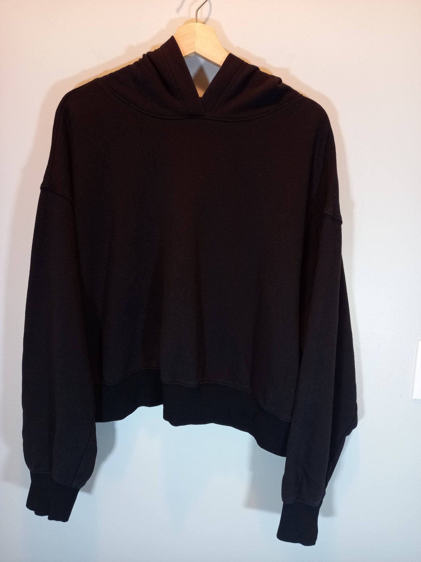Old Navy Black Crop Hoodie Sz XL