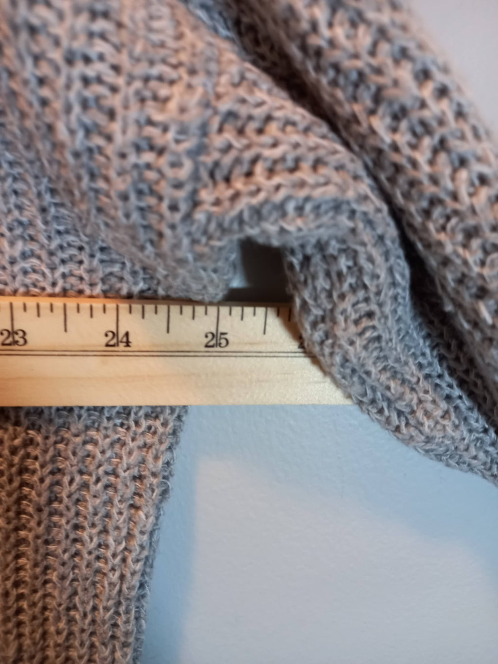 Hollister Grey Knit Sweater Sz XS/S