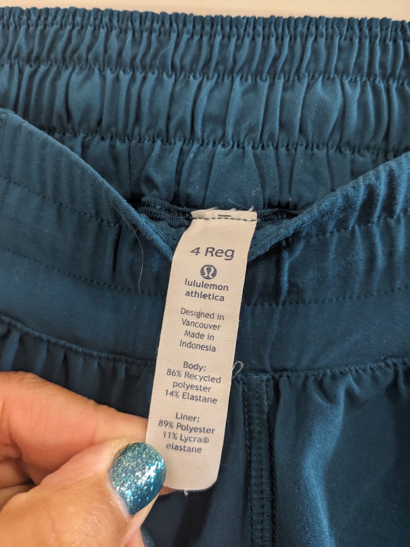 Lululemon Hotty Hot Highrise Teal Lined Shorts - Sz 4