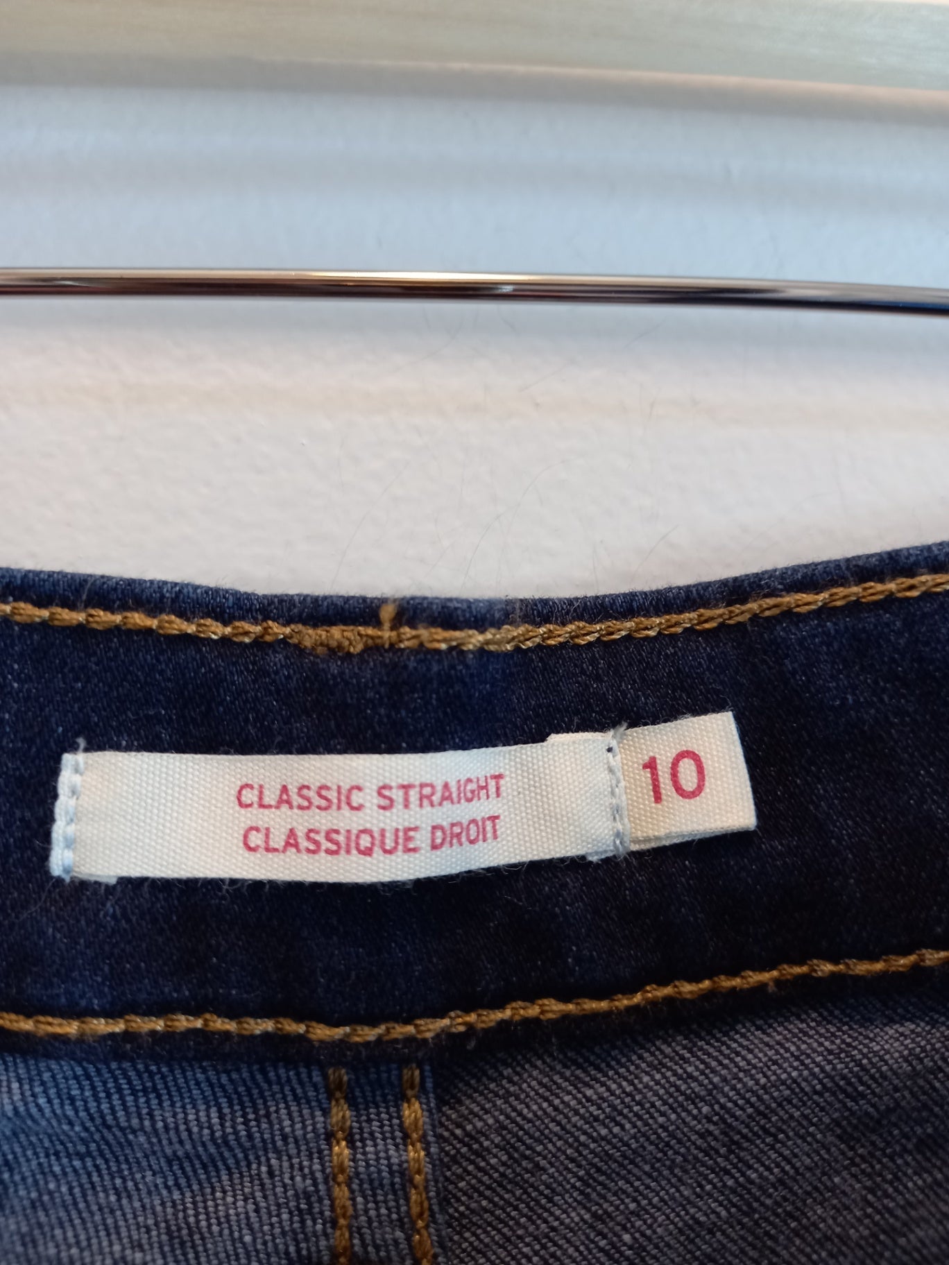 Levi's Straight Cut Jeans - Sz 10