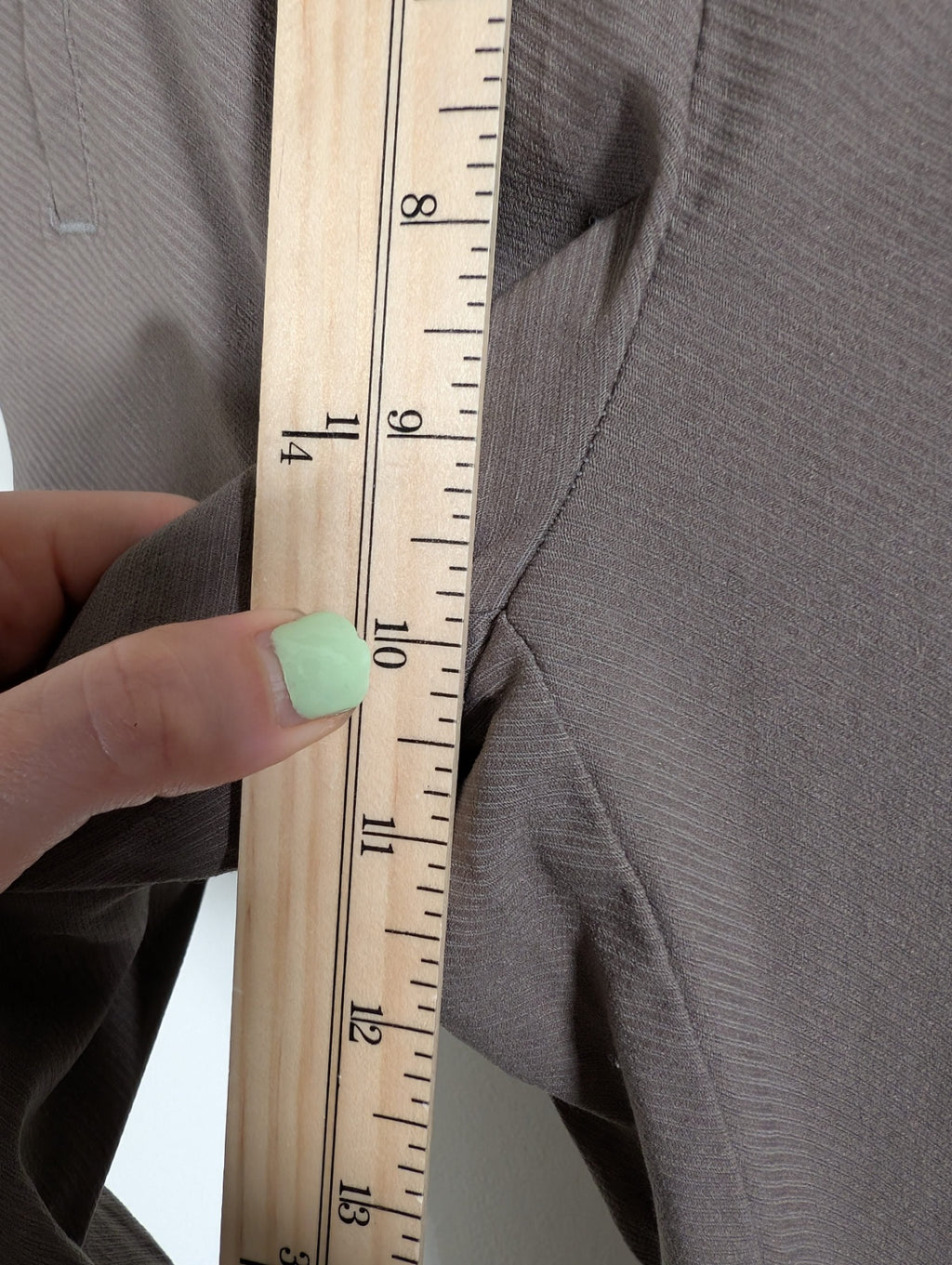 RW&Co. Taupe Pants - Small
