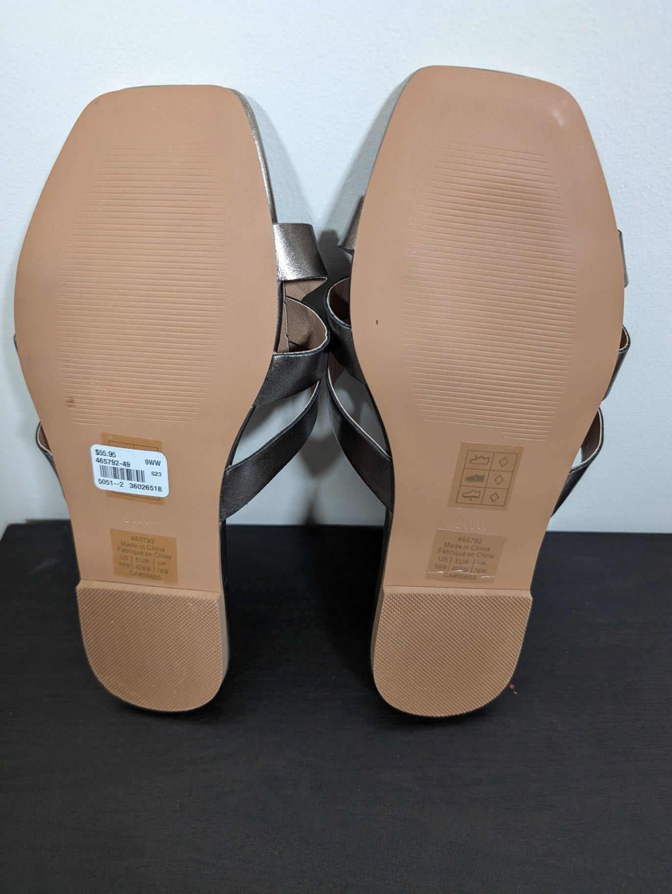 Penningtons gold sandal - 9W