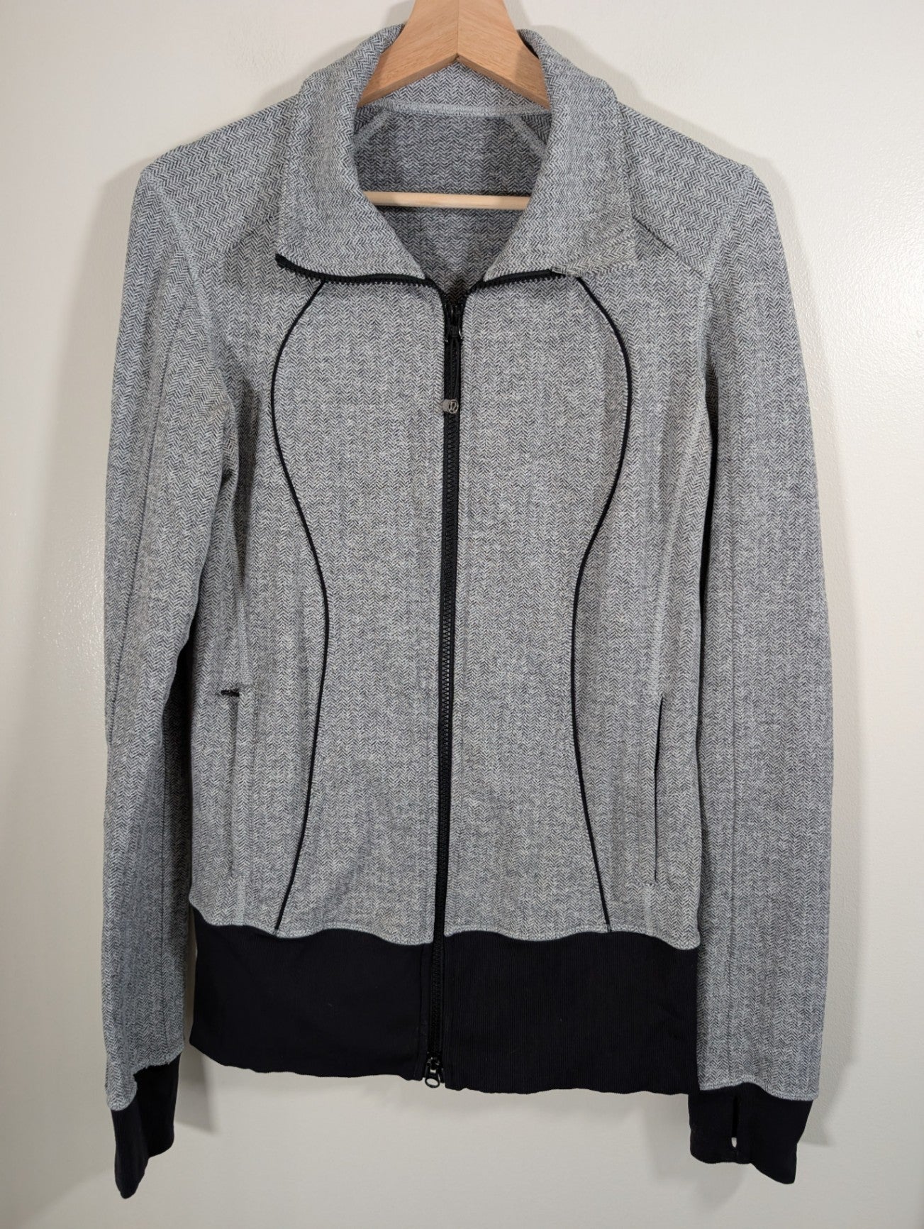 Lululemon Nice Asana Jacket - SZ 8