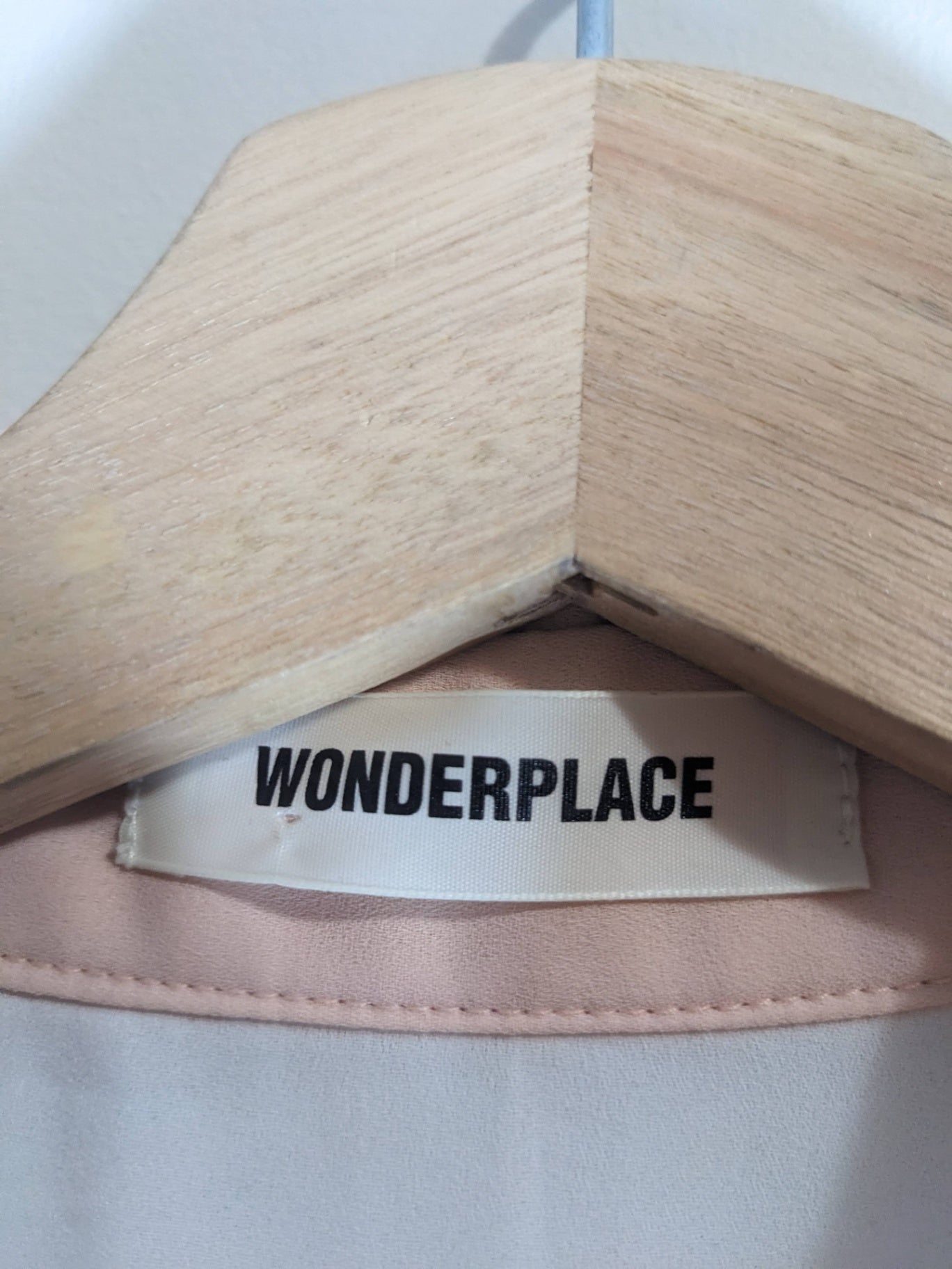 Wonderplace Sleeveless Blouse - Small