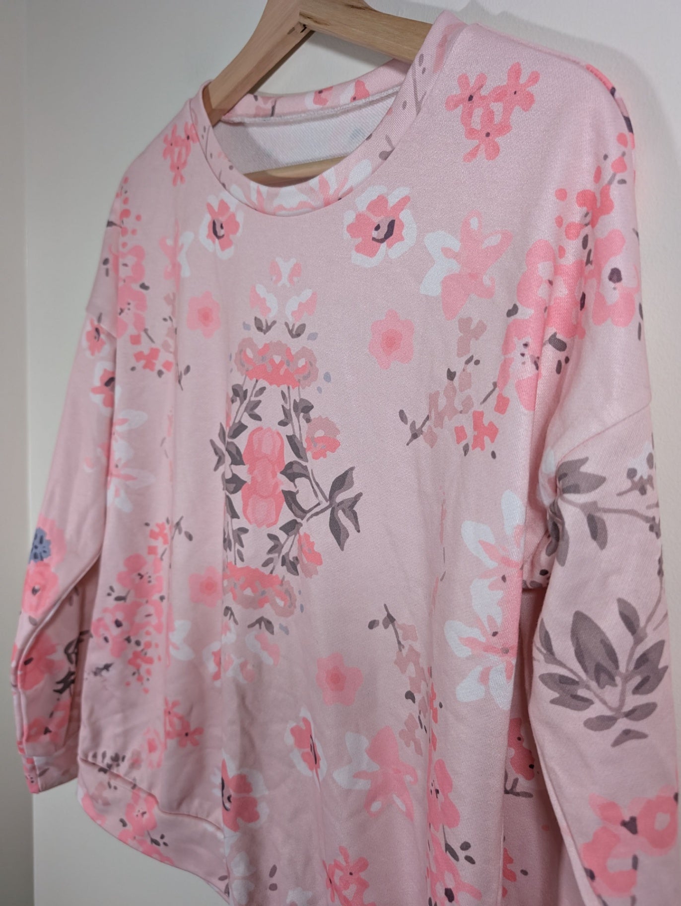 No label pink floral long sleeve - Medium
