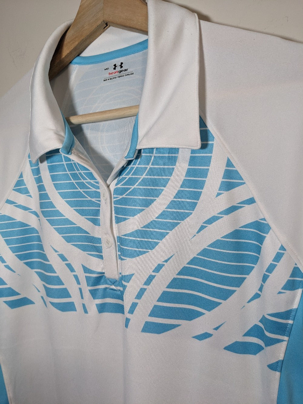 Under Armour Golf Shirt - Medium