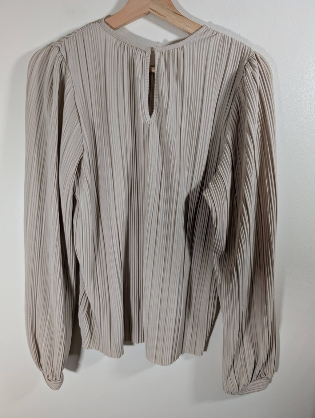 Vero Moda Aurora Keyhole Top - Medium
