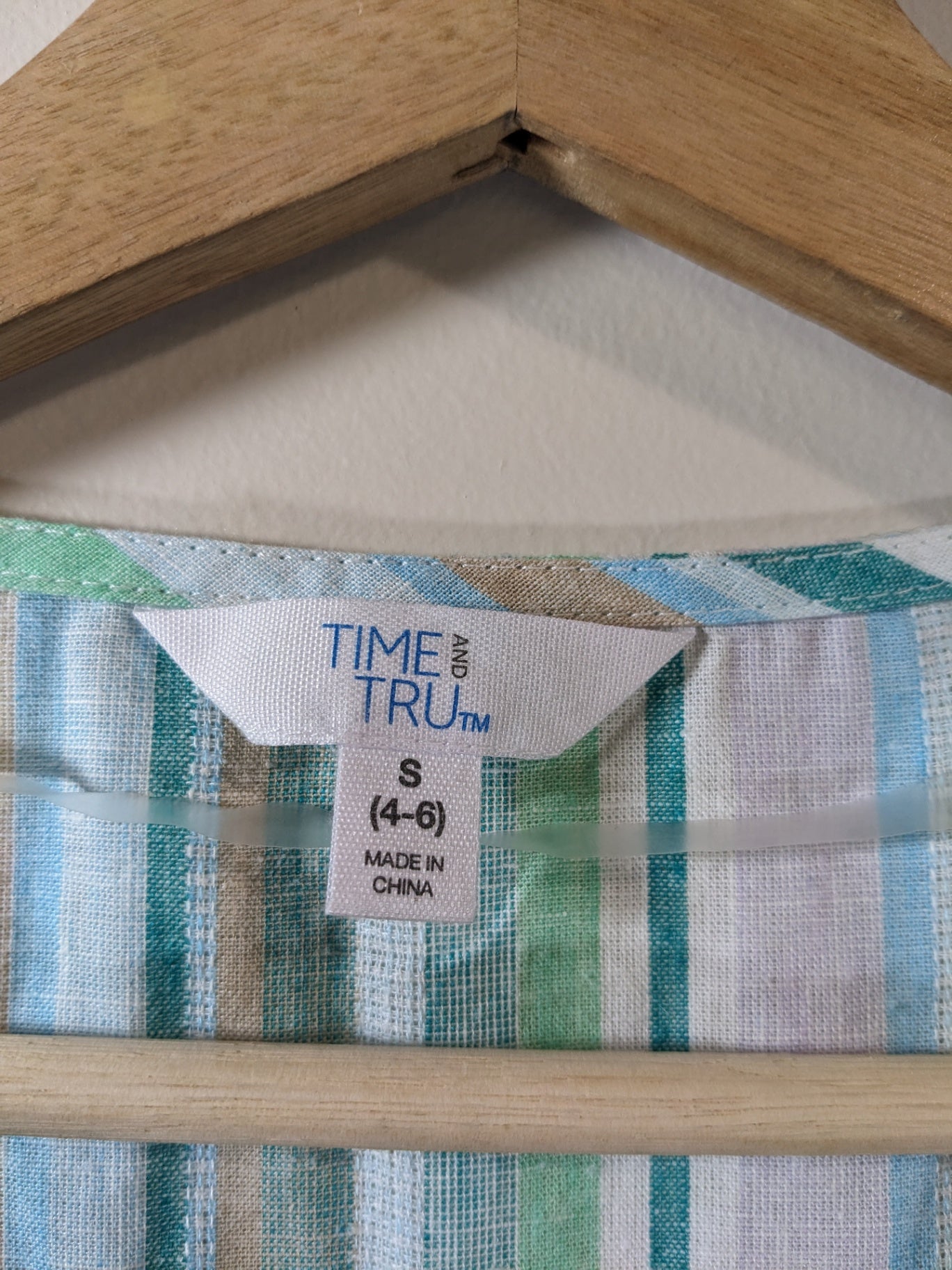 Time & Tru Linen Blouse - Small